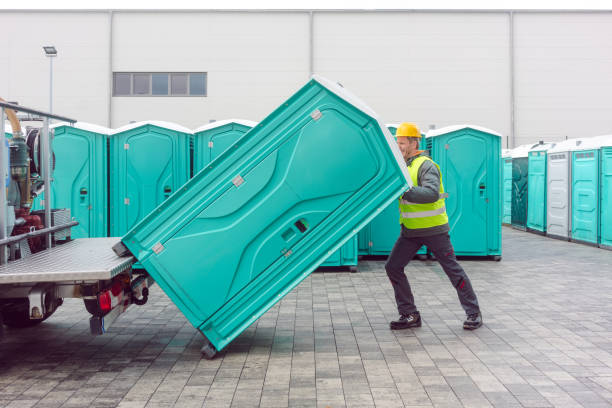 Best Portable restroom trailer rental  in Concord, MI